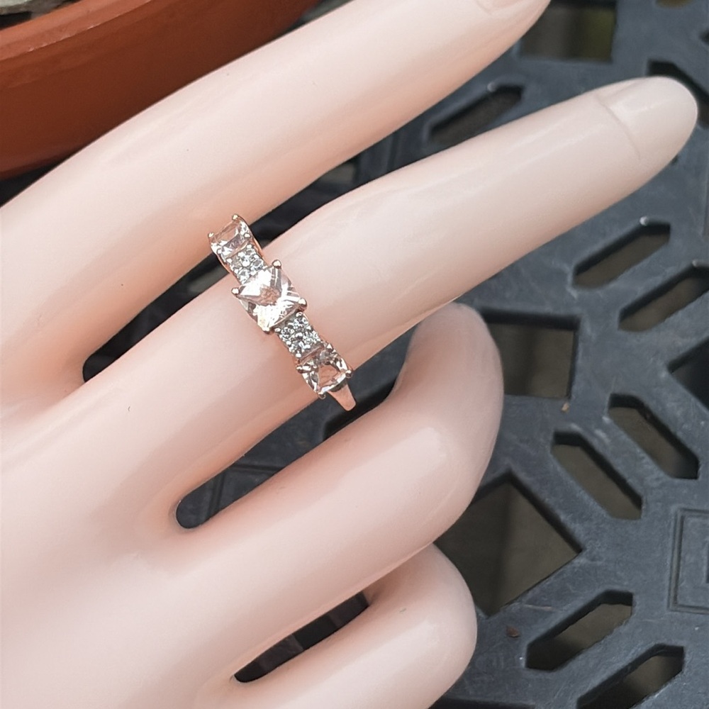 Natural Morganite 1.07 carat Designer 14k Rose Gold over Sterling Size 8